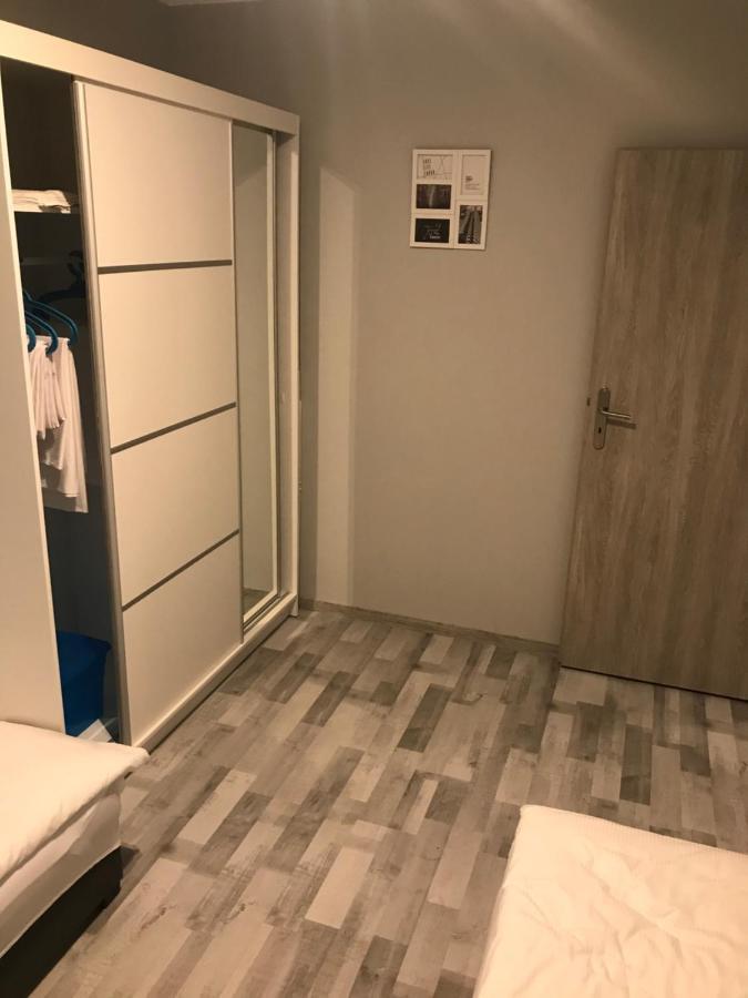 Apartament C18 Еленя-Гура Экстерьер фото